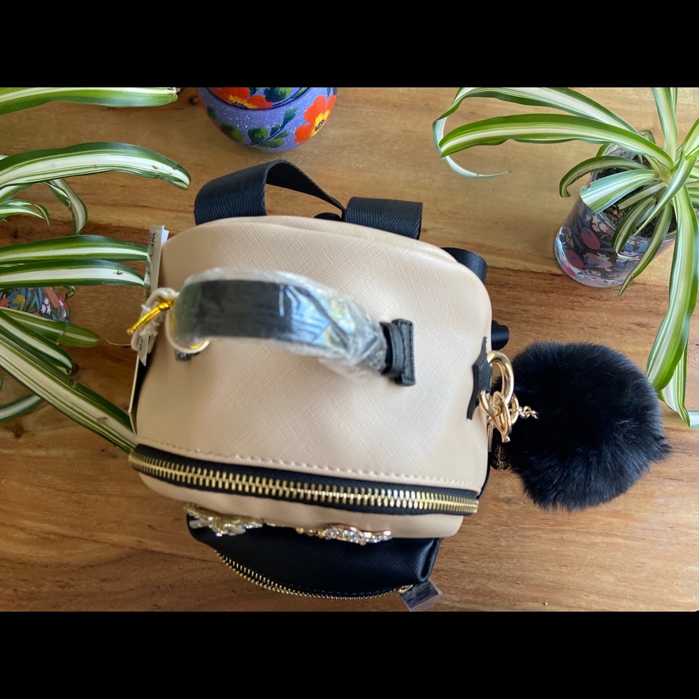 Dream Control Backpack ! - Picture 10 of 10
